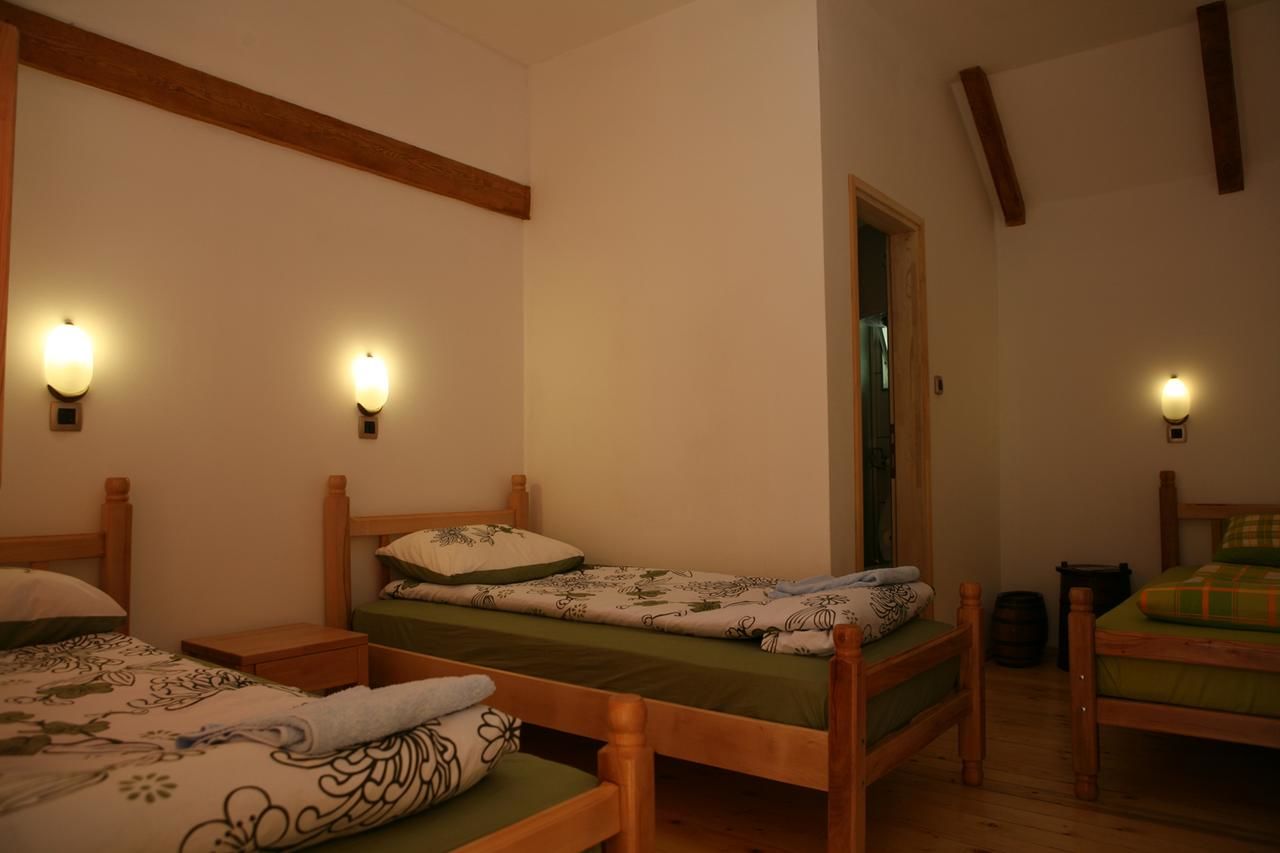 Комплексы для отдыха с коттеджами/бунгало GRAB ethno village and camp Šćepan-Polje