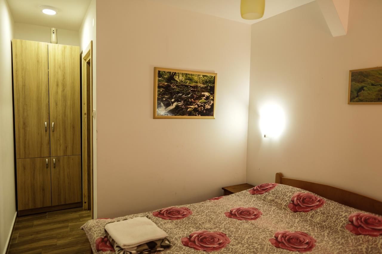 Комплексы для отдыха с коттеджами/бунгало GRAB ethno village and camp Šćepan-Polje