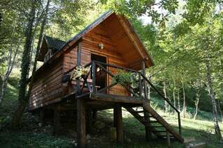Комплексы для отдыха с коттеджами/бунгало GRAB ethno village and camp Šćepan-Polje Бунгало (для 6 взрослых)-1