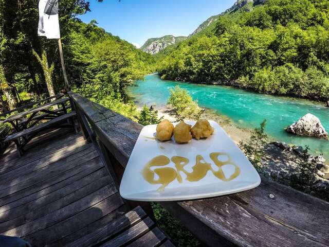 Комплексы для отдыха с коттеджами/бунгало GRAB ethno village and camp Šćepan-Polje-3