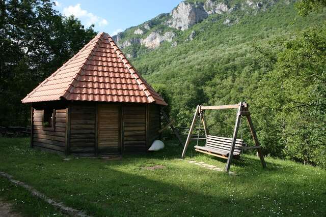 Комплексы для отдыха с коттеджами/бунгало GRAB ethno village and camp Šćepan-Polje-18